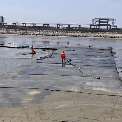 Rury odwodniające z geotekstilów o wysokiej przepuszczalności do projektów oczyszczania osadów komunalnych