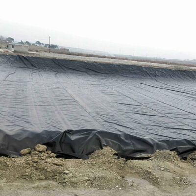 Wodaodporny podkład do stawów z geomembrany HDPE do komercyjnej akwakultury ryb i krewetek