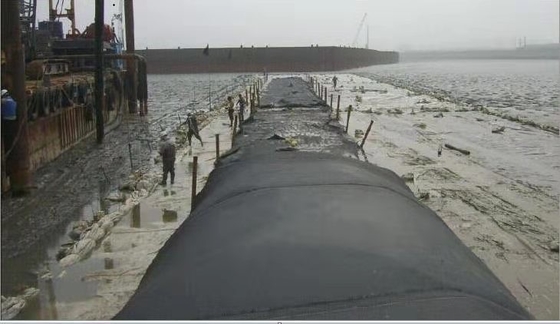 PP Woven Geotextile Tube Odwadnianie Wysoka wytrzymałość na ochronę nasypu