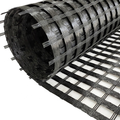 Biaxial warp geogrid rolka z włókna szklanych Długość 50m-100m Wielkość siatki 25mm x 25mm Do oddzielenia gleby i wzmocnienia