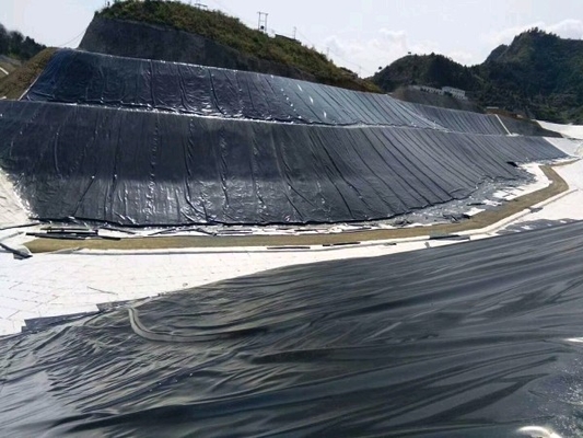 1,5 mm 2 mm Plastikowa folia z geomembraną PVC ISO9001 Składowisko na farmie rybnej