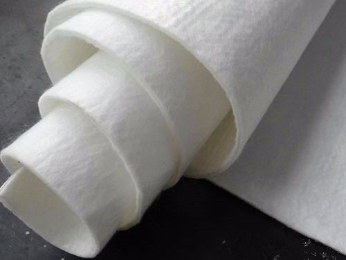 0,75 1,5 mm 3 mm Gładka kompozytowa geomembrana HDPE Liner Roll Tunnel Składowisko odpadów
